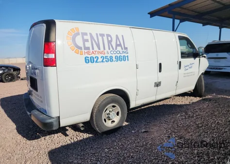 2019 Chevrolet Express G2500 from USA, damaged, VIN 1GCWGAFPXK1372085